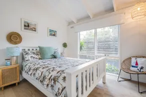 Mornington Peninsula Getaway-Somers Beach House - Image 5