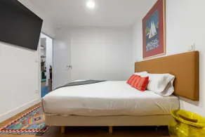 Apartment in the heart with AC - Image 5