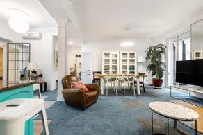Apartment in the heart with AC - Image 4