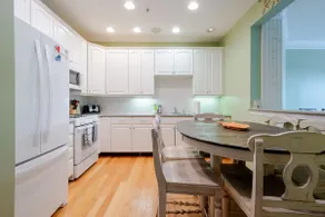 Former Model Home w/pool. Pets OK. EV Charger! - Image 3