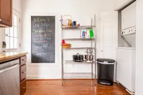 Convenient home in Little Italy w/ off street PK - Image 5