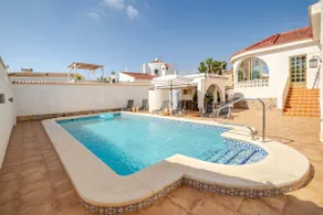 Villa Wilgo, a paradise under the Spanish sun. - Image 3