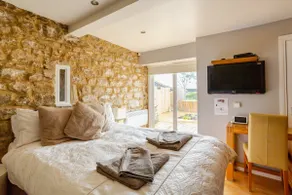 Chalet de luxe 5 * avec bain à remous / sauna / WIFI / Sky, jardin clos et animaux acceptés - Image 4