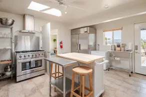 Creosote House with Private Marble Hot Springs - Image 5