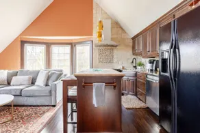 Beautiful guest house South Overland Park - Image 4