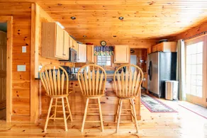 Beautiful Log Cabin On A Six Acres Of Apple Bliss - Image 2