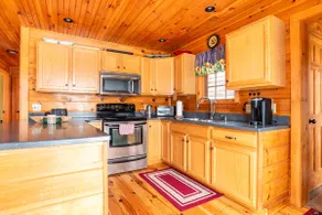 Beautiful Log Cabin On A Six Acres Of Apple Bliss - Image 3
