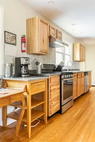 Luxury Urban Farmstay, centrally located - Image 5