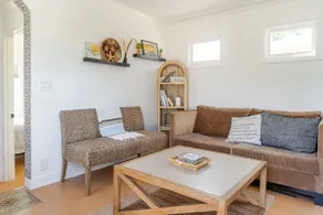 Brand New Remodeled Pierpont Surf Cottage Footsteps to Ocean Ventura - Image 2