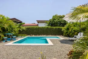 Tropical house with pool and close to the beach - Image 5