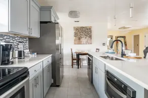 ★ Modern 3Bedroom 2 Bathroom Home Near Universal★ - Image 2