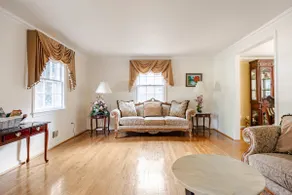 Cozy home in the Potomac MD Right off 270 exit - Image 3