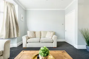 Lovely residential home 2 bed apartments - Image 5