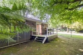 Entire private guest Cottage w/ patio & BBQ - Image 3