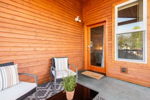 Cozy Willamette Valley Cabin With Modern Comforts - Image 3
