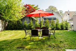Pet Friendly 4-BR Home Near Philly with Yard - Image 5