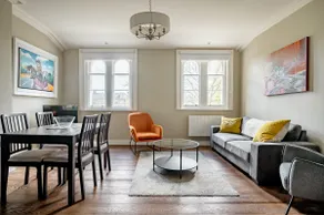Luxury Georgian 2 Bedroom Apartment in Belfast - Image 1