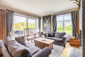 Country house, open fire and large terrace - Image 3