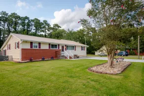 4 Bed/2 Bath Home W/Pool and Gameroom - Image 3