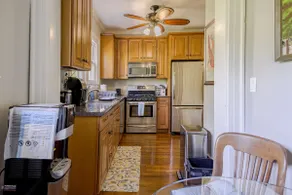 Peaceful home-base in Watertown - Image 5