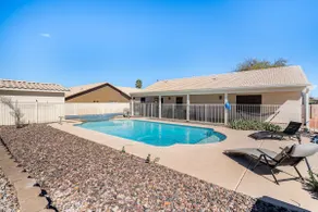 Comfortable 3 bd w/2 King Beds+Heated Pool Option* - Image 3