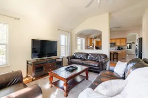 Spacious 4BR Retreat | King Suite | 2 Living Rooms - Image 2