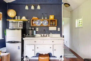 Tranquil tiny home in the country. Close to I-40. - Image 3