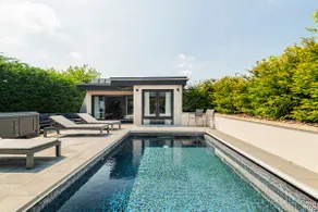 The Pool House - Image 2