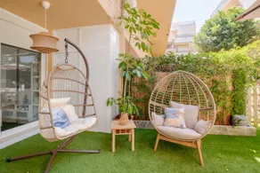 Luxury and Relaxation 50 meters from the beach. AC+Garage+Garden+Pool - Image 3