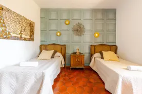 Country house with pool, jacuzzi for 12 people. - Image 3