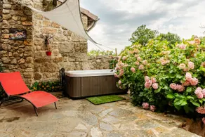 Cocoon with or without jacuzzi, sauna in Ardèche verte - Image 3