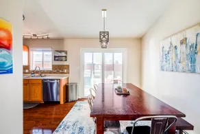 Beautiful home minutes from a dozen wineries - Image 2