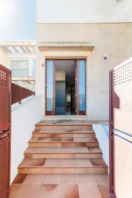 My Casa Ferrera - Image 2
