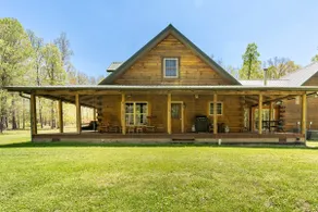 Secluded Log Cabin in the Woods - Image 2