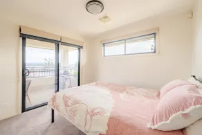 Valentine Views - Image 2
