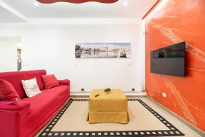 Mola’s Square House - Image 2