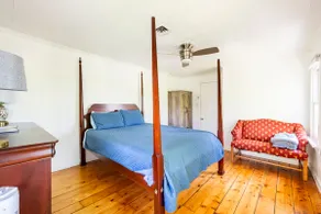 Catskill Village House close to dining shops - Image 3