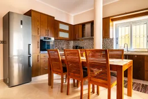 Madalena's home is a cheerful 3 bedroom home. - Image 2