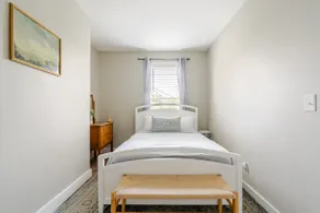 Cozy downtown home with patio. Walk to everything. - Image 3