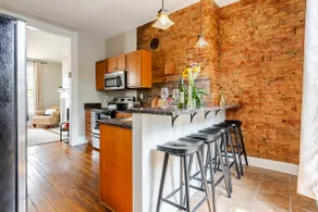 Cozy downtown home with patio. Walk to everything. - Image 4