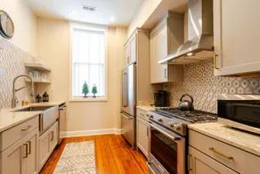 Gorgeous apartment in Historic Fredericksburg. - Image 5