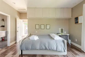 Stylish standalone guesthouse near Santana Rowing - Image 2