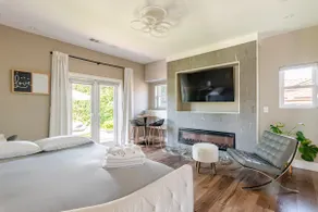 Stylish standalone guesthouse near Santana Rowing - Image 4