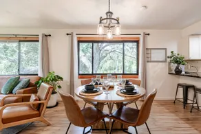 New, Oak TreeHouse Retreat - Image 3