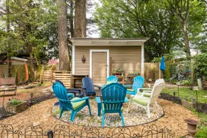 Pet-friendly City Cottage near Ponce City Market and Piedmont Park - Image 3
