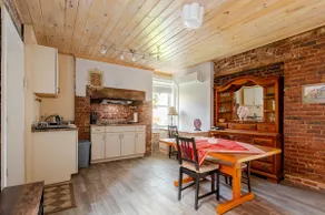 Adorable 1 bedroom duplex apartment, own entrance - Image 5