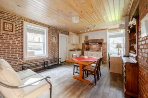 Adorable 1 bedroom duplex apartment, own entrance - Image 4