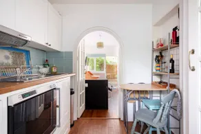 The Annex, a lovely studio apartment with queen sized bed, separate kitchen, shower room, own outdoor space and free off street parking. - Image 4