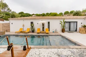 independent studio with jacuzzi and heated pool - Image 3