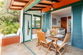 Tuca Tuca Si’: sea view terrace and private beach - Image 3